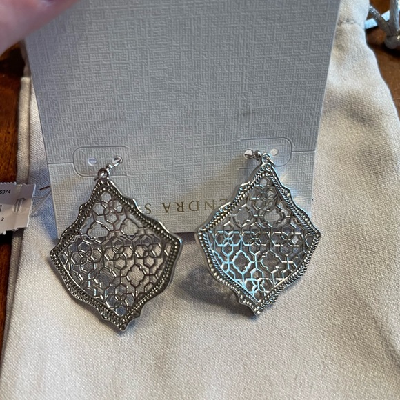 Kendra Scott Kirsten Earrings in Silver - Picture 6 of 6